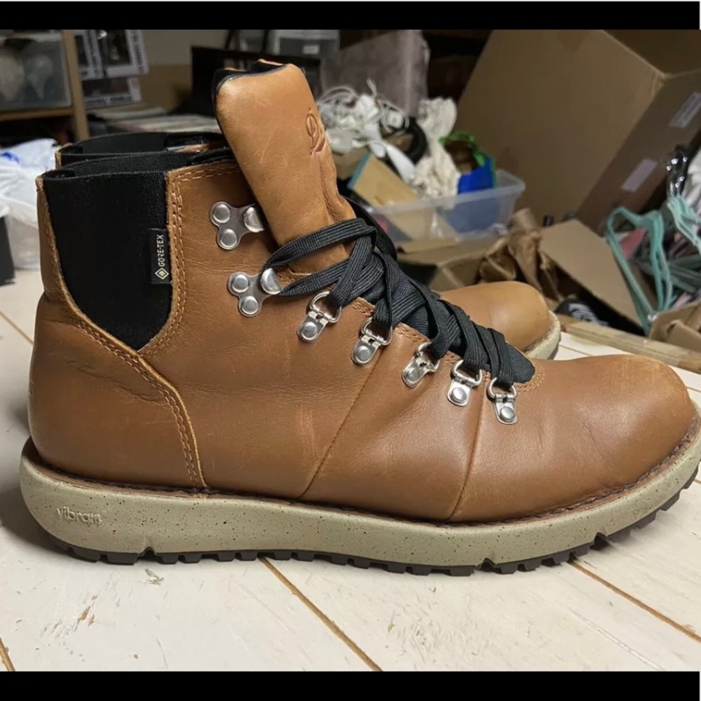 Danner Vertigo 917 Gor-Tex leather boots size 11